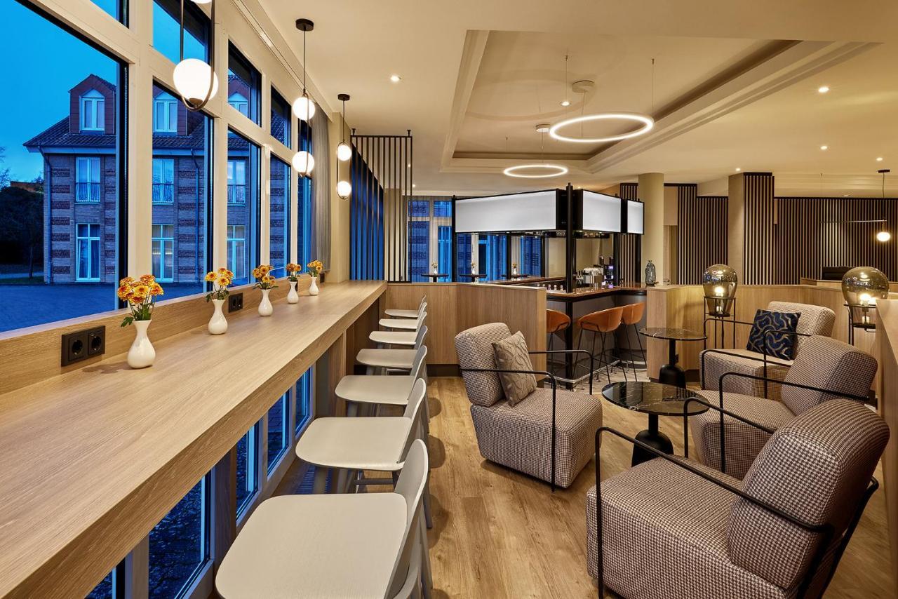 Courtyard By Marriott Отель